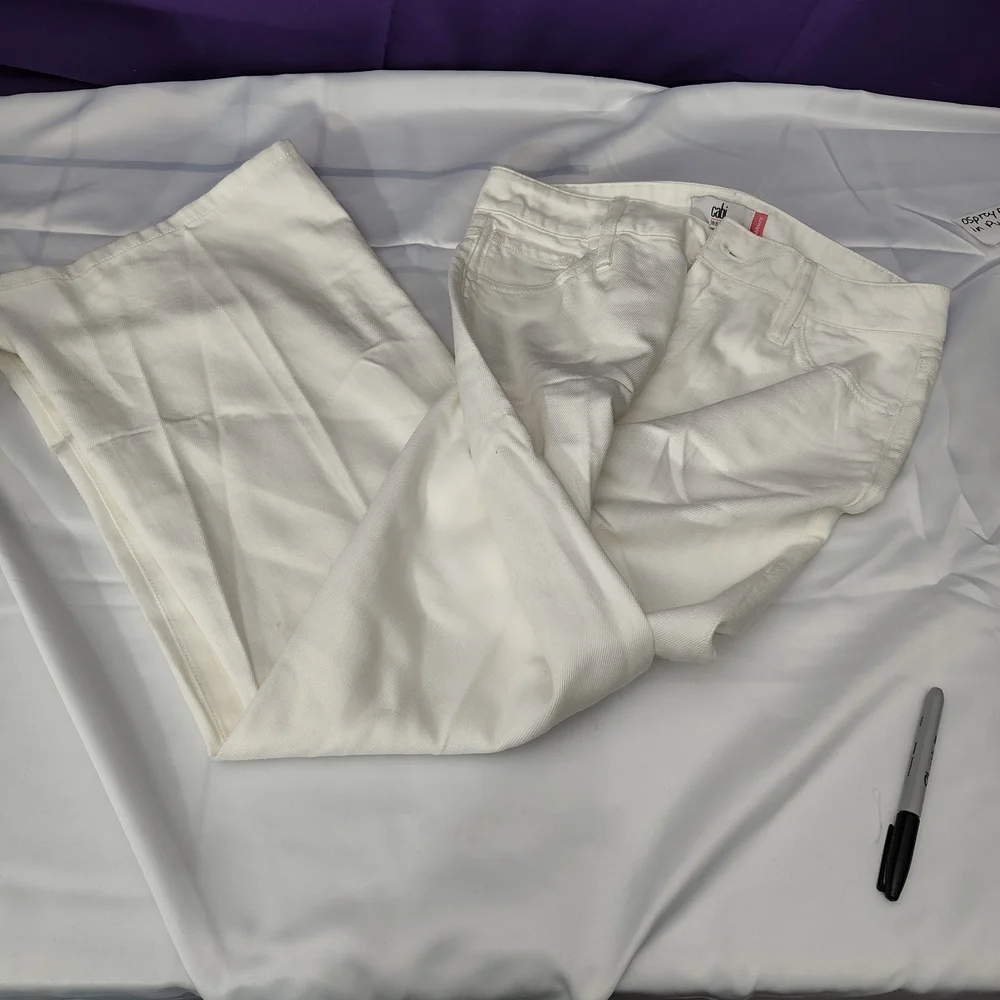 CAbi Cream Denim Jeans NWOT - Picture 3 of 5